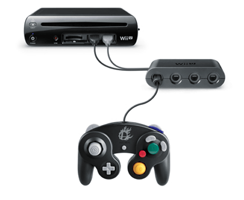 「スマブラ 3DS WiiU」のWiiU版で使えるゲームキューブコントローラー接続用の周辺機器が展示され、画像が公開されています
