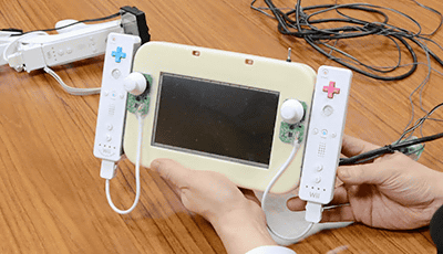Wii Uの「２画面ある遊び」は、Wiiザッパーを使って実験していたことが、「社長が訊く『Wii U』　Nintendo Land 篇」のインタビュー記事で紹介
