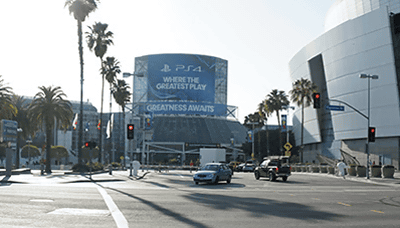E3 2014の会場となっている、ロサンゼルスコンベンションセンターの写真