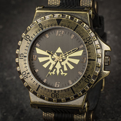 時計はこのようなデザインで、ハイラルの紋章が描かれた「ゼルダの伝説ウォッチ」となっています