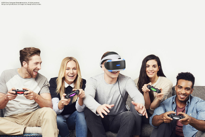 PlayStation VRは、ヘッドセット型のバーチャルリアリティシステムです