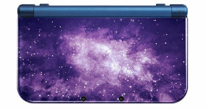 アメリカ任天堂が発表した今回の新色は、「New Galaxy Style」という名称が付けられた、銀河デザインの天板が付いたパープルのNew 3DS LL本体