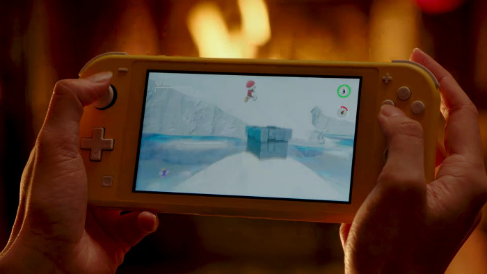 夢をみる島のゲーム内容にはクリスマス感は全くありませんが、マリオデの方は、マリオがサンタの衣装で雪のステージをプレイしているような内容にもなっているので、ホリデー