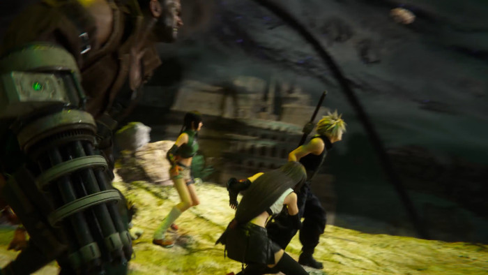 浜口ディレクターによると、今回のコミコンでも「FF7リメイクの3作目の開発は止まっているのか」というようなことを訊かれたそうです